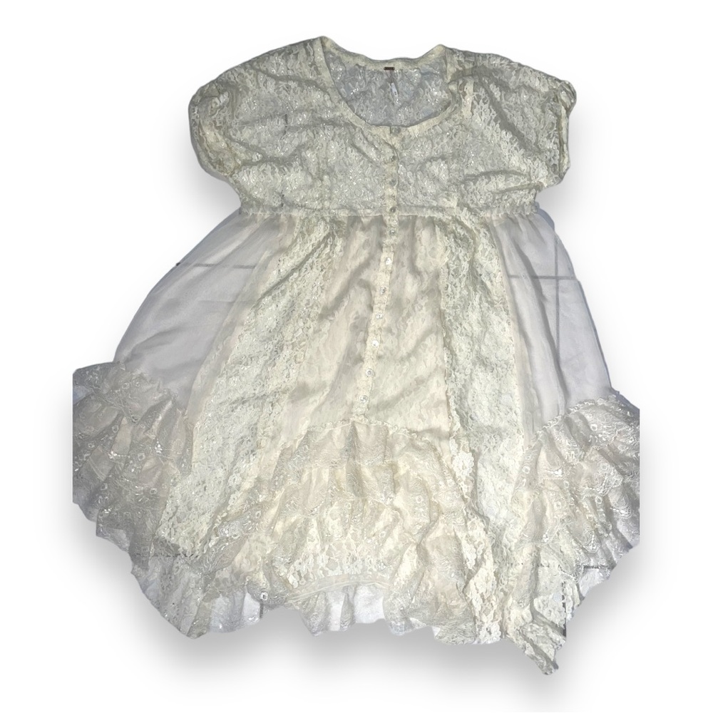 Free People  Midi Romantic Cream Lace dress size Medium